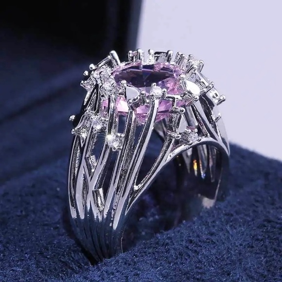 New 925 Silver Beautiful Pink Sapphire Ring - Picture 4 of 6